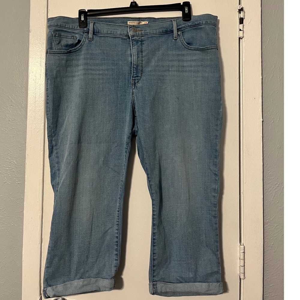 Levis 311 Shaping Skinny Capri Jeans Light Wash Blue Plus Size 22W Cropped